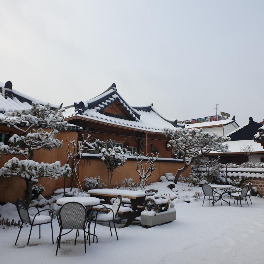 Hanok Hyeyum จอนจู ภายนอก รูปภาพ
