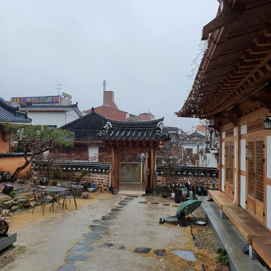 Hanok Hyeyum จอนจู ภายนอก รูปภาพ